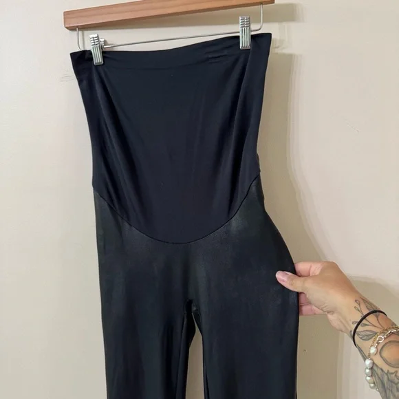 Spanx women’s Mama maternity faux leather leggings - size large - Picture 3 of 7